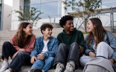 Adolescenti di oggi: perché spesso sono raccontati peggio di come sono